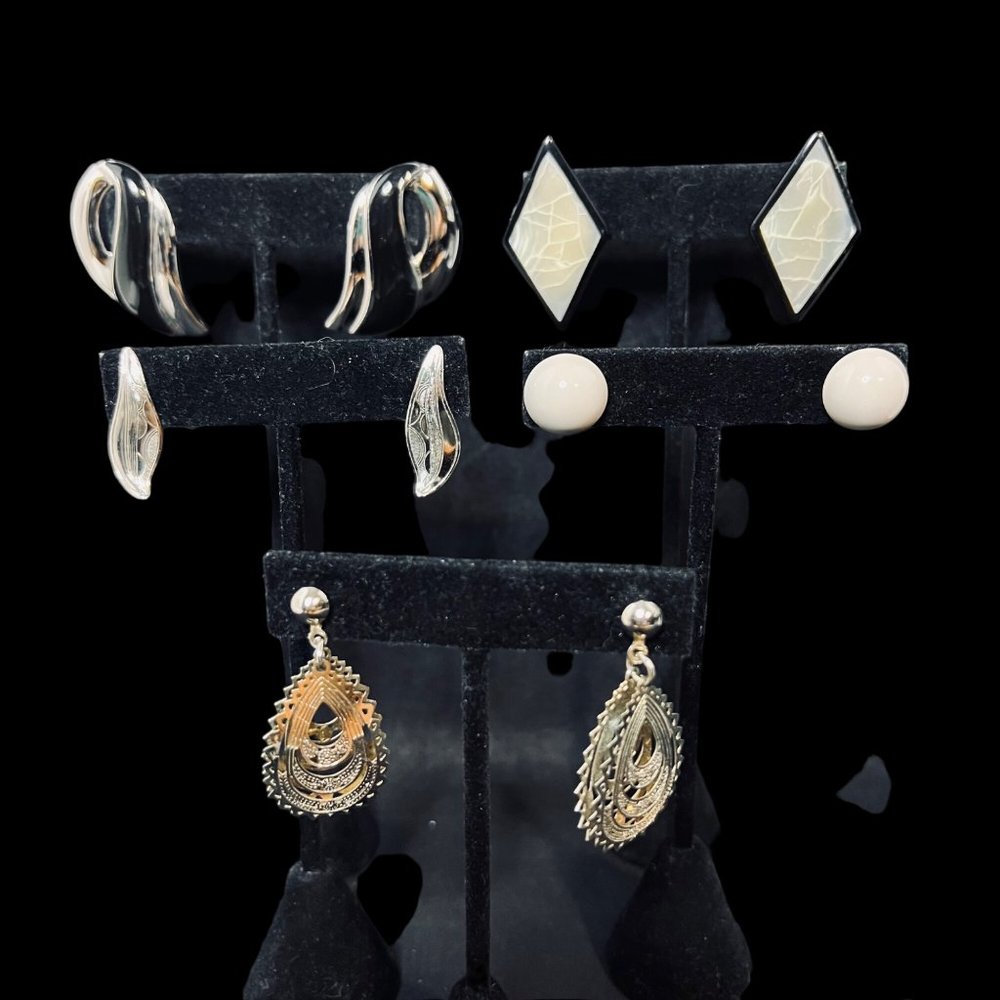 Lot Of 5 Silver Tone Pierced Earrings (5103)